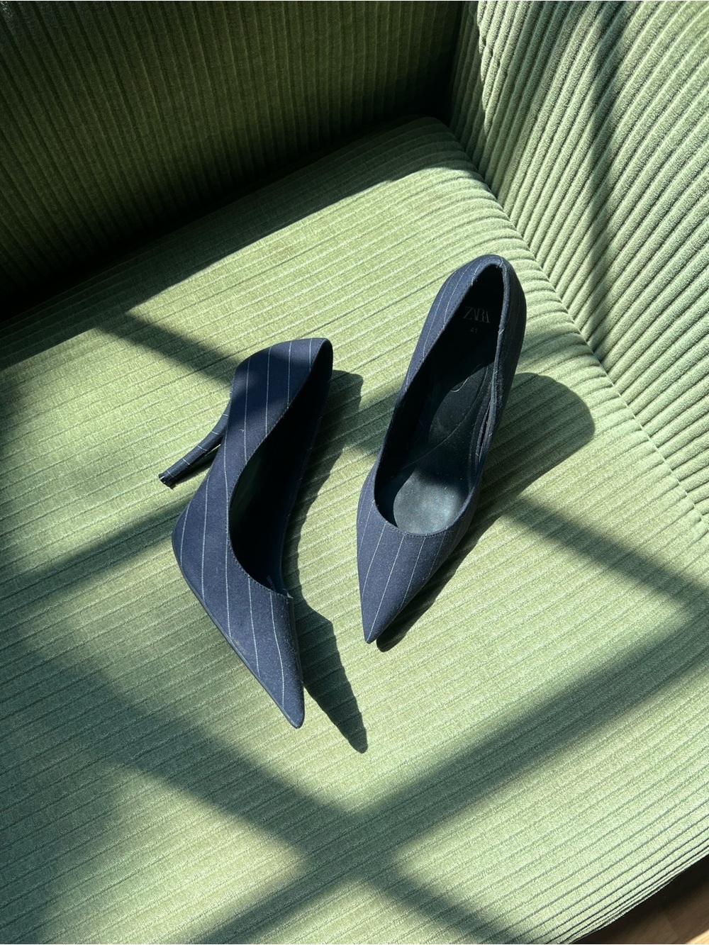 ZARA Navy Blue pinstripe pointed-toe stiletto pumps
